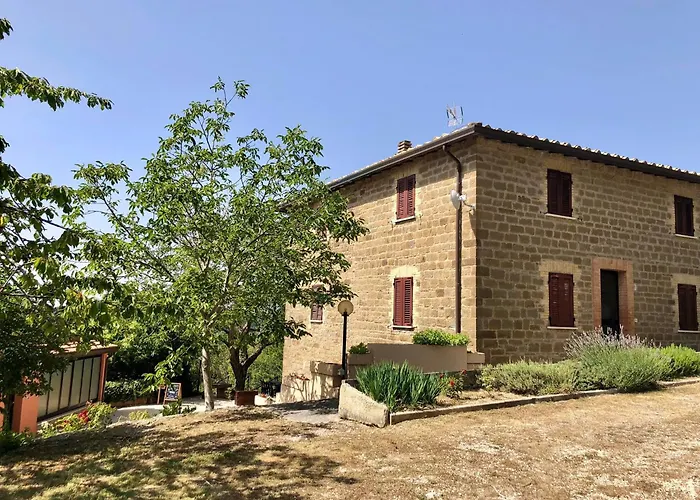 Tra Le CollineAgriturismo